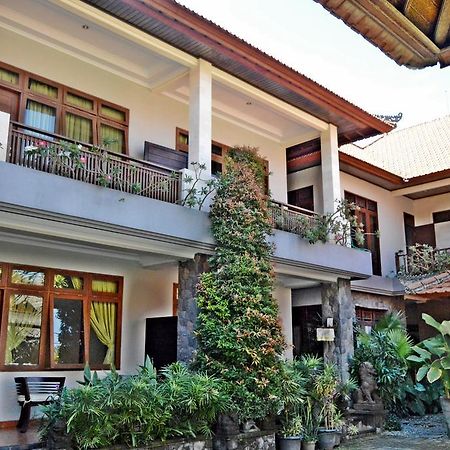 Yulia 2 Homestay Sanur Esterno foto