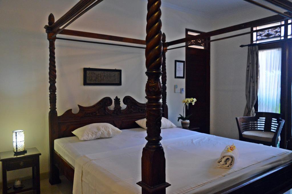 Yulia 2 Homestay Sanur Esterno foto