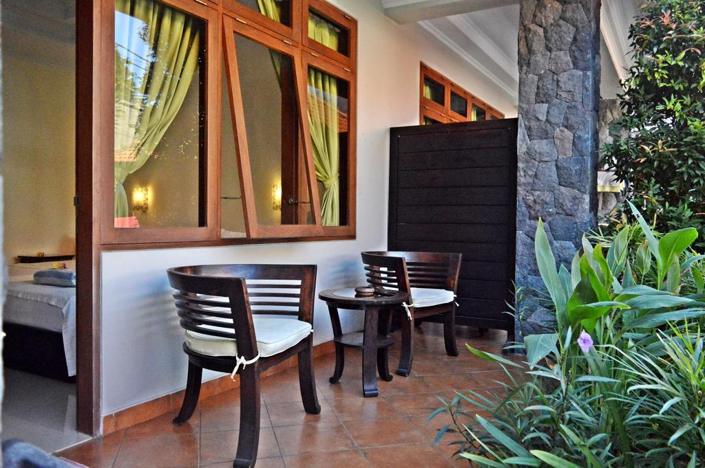 Yulia 2 Homestay Sanur Esterno foto