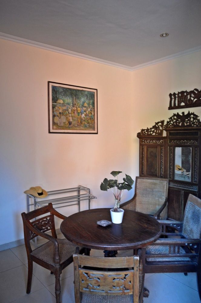 Yulia 2 Homestay Sanur Esterno foto